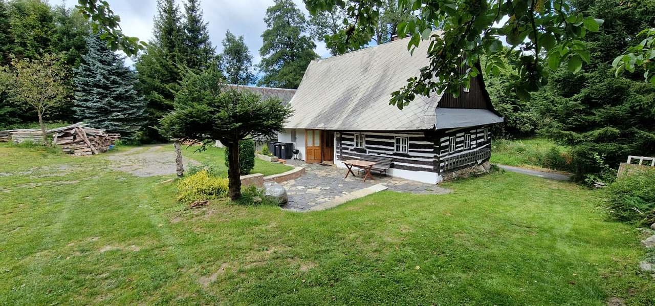 CHALUPA U RYBNÍČKU