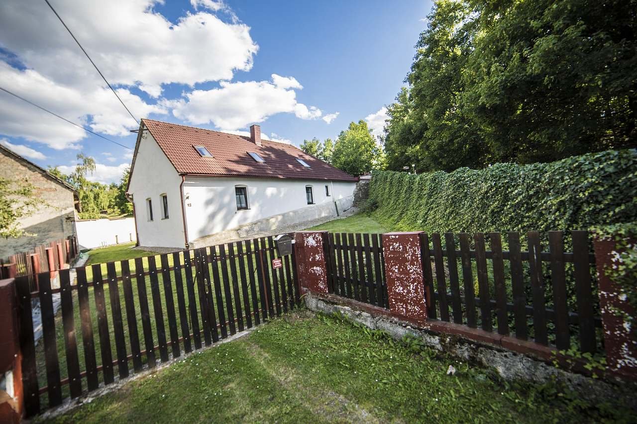 Cottage near Šedivka