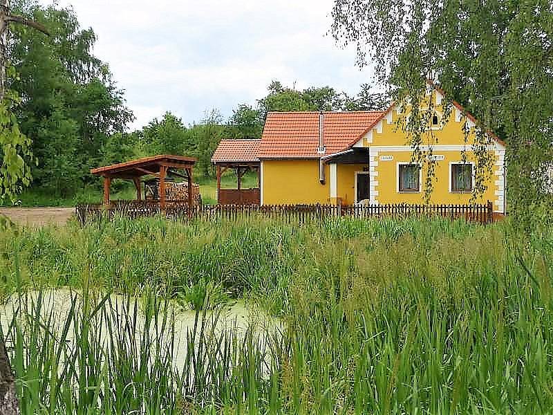 特热博附近 Vondrák Hrachoviště 附近的小屋