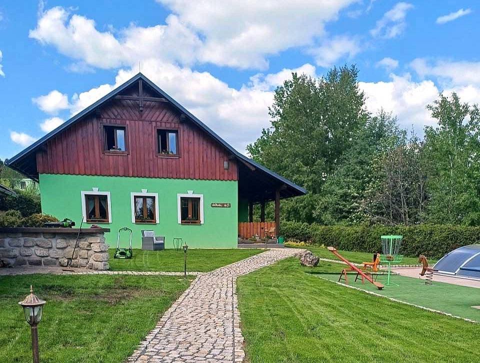 Chalupa v Komárově