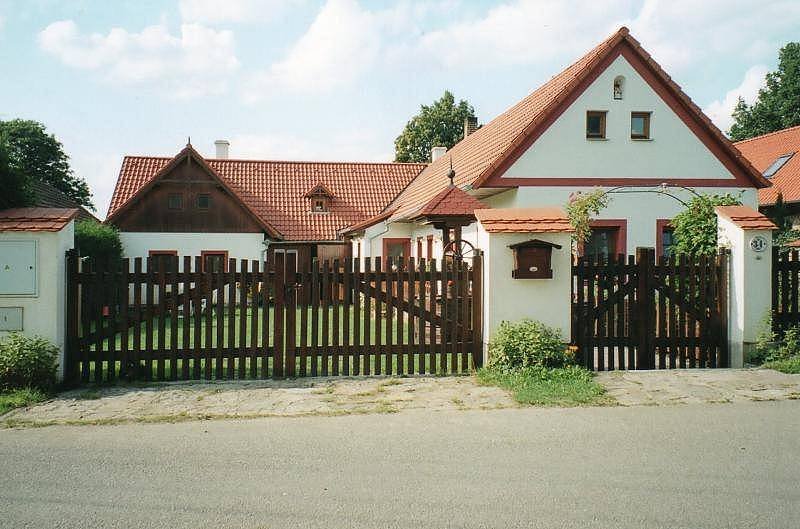 Počitniška hiša v Olší - pogled spredaj