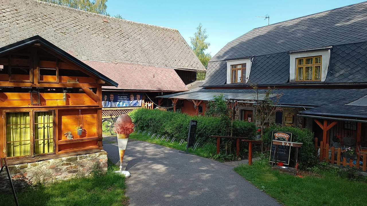 Chalupa, ve které je apartmán umístěn