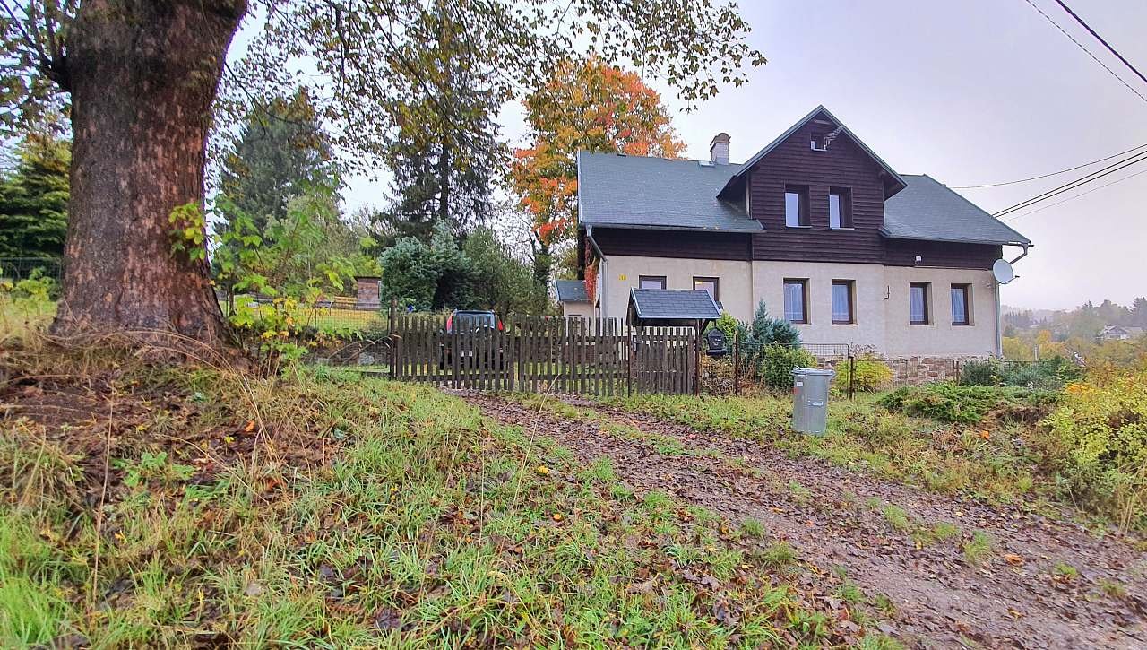 Alenka Bublava's cottage