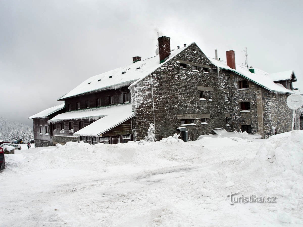 Chalet Cervenohorskeセドロ