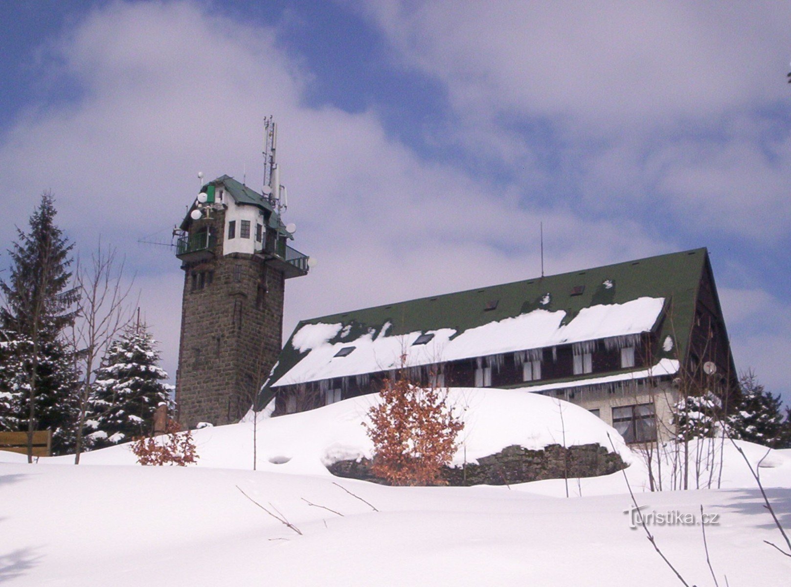 Cottage Královka with lookout tower