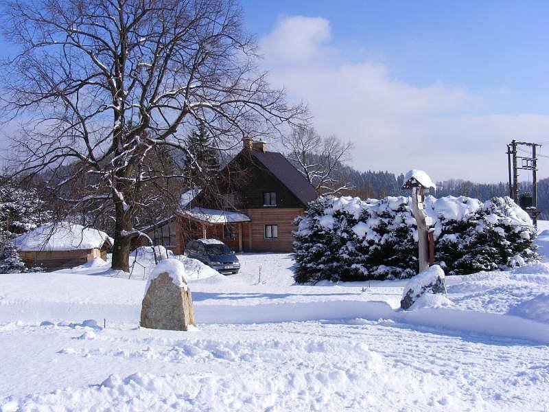 Mökki Mazurka vuokrattavana Vysoká - Malá Morava - sisäänkäynti mökille