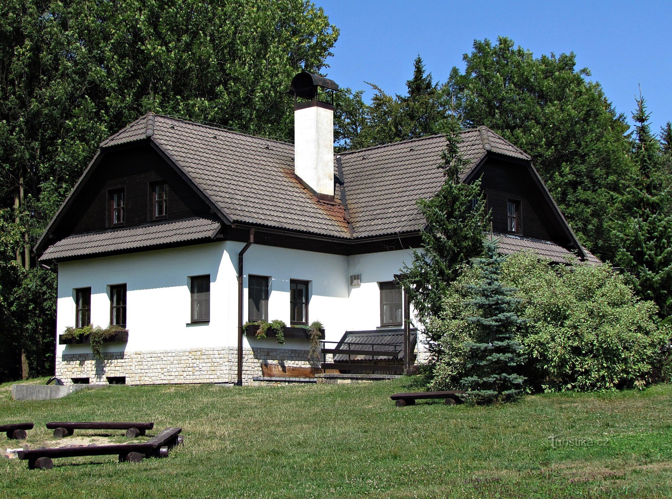 Casa de campo NIVY perto de Janišov
