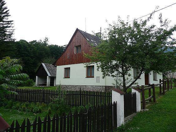 Hütte unter Tetřeví hora