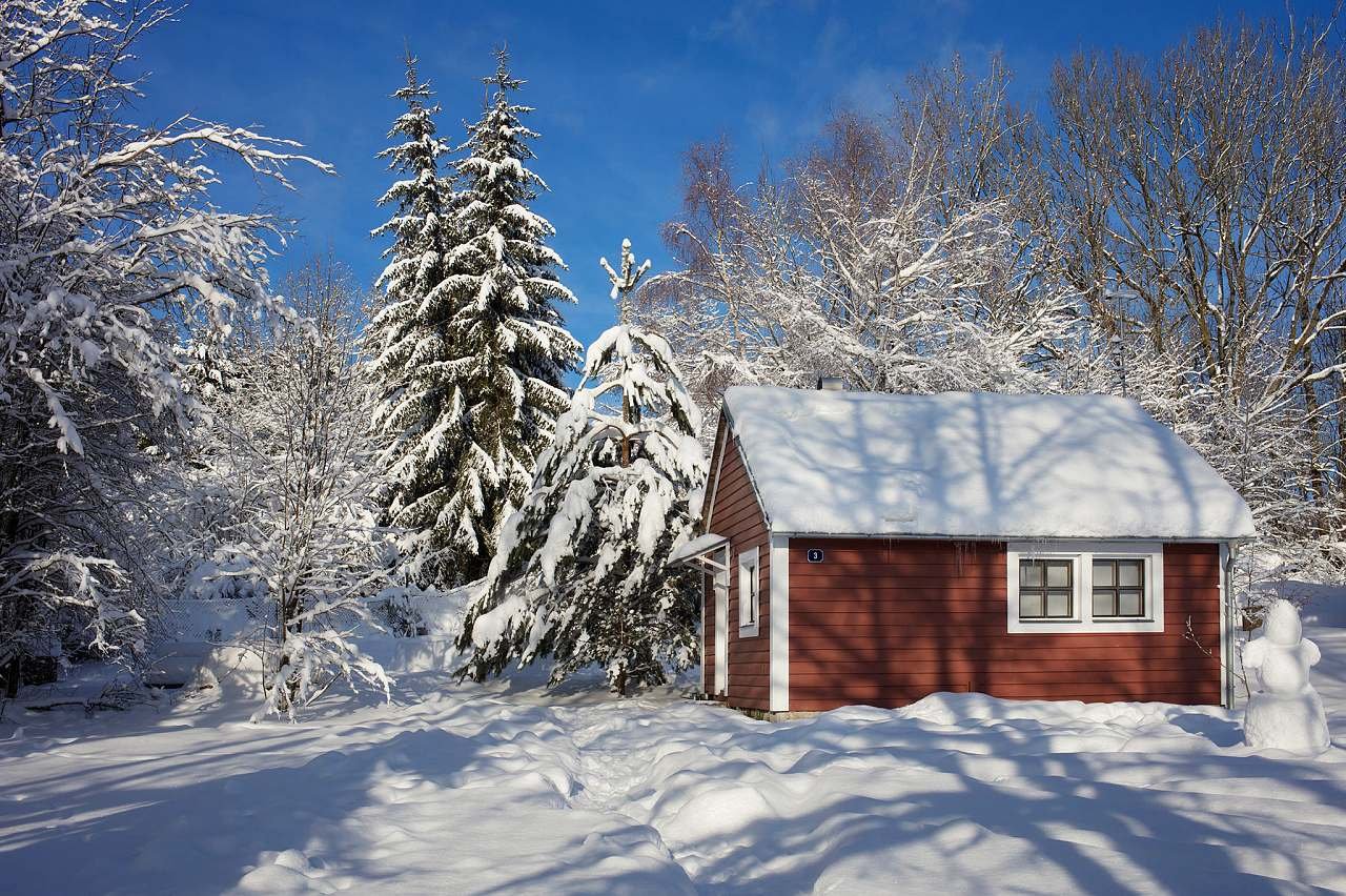 Senotín cottage in winter