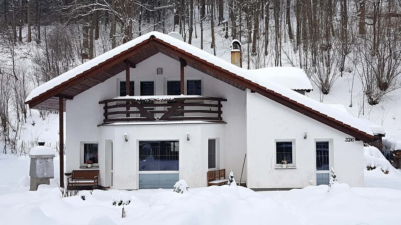 Chalet by the slope
