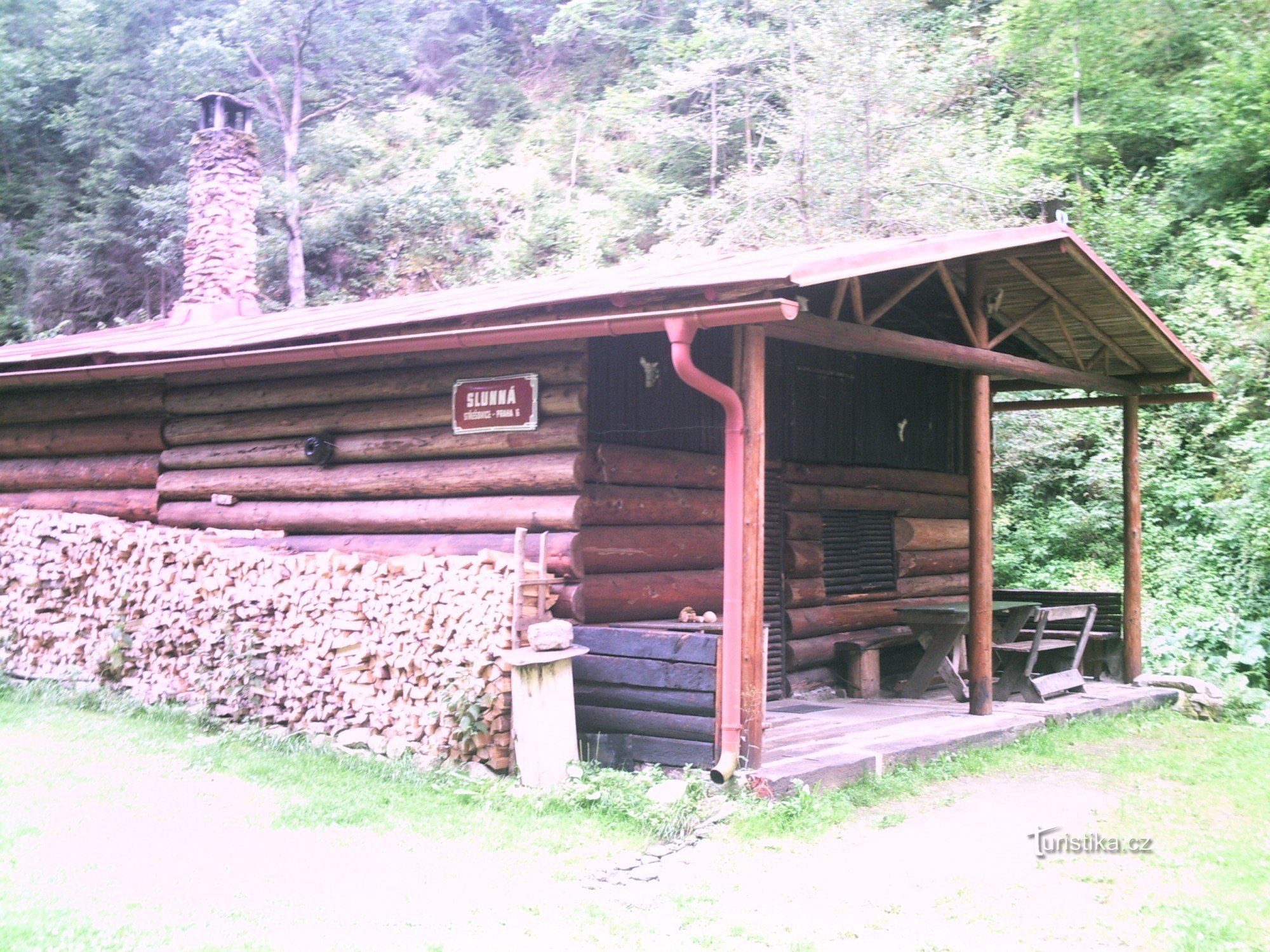 Hütte in der Wildnis