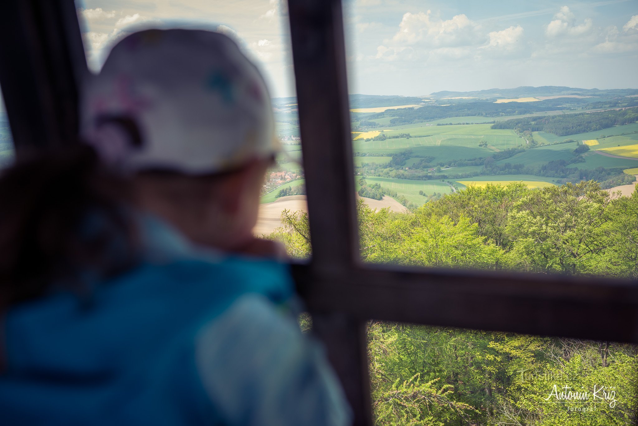 Want to win a flight? Play the Great Tourist Game with Lookouts