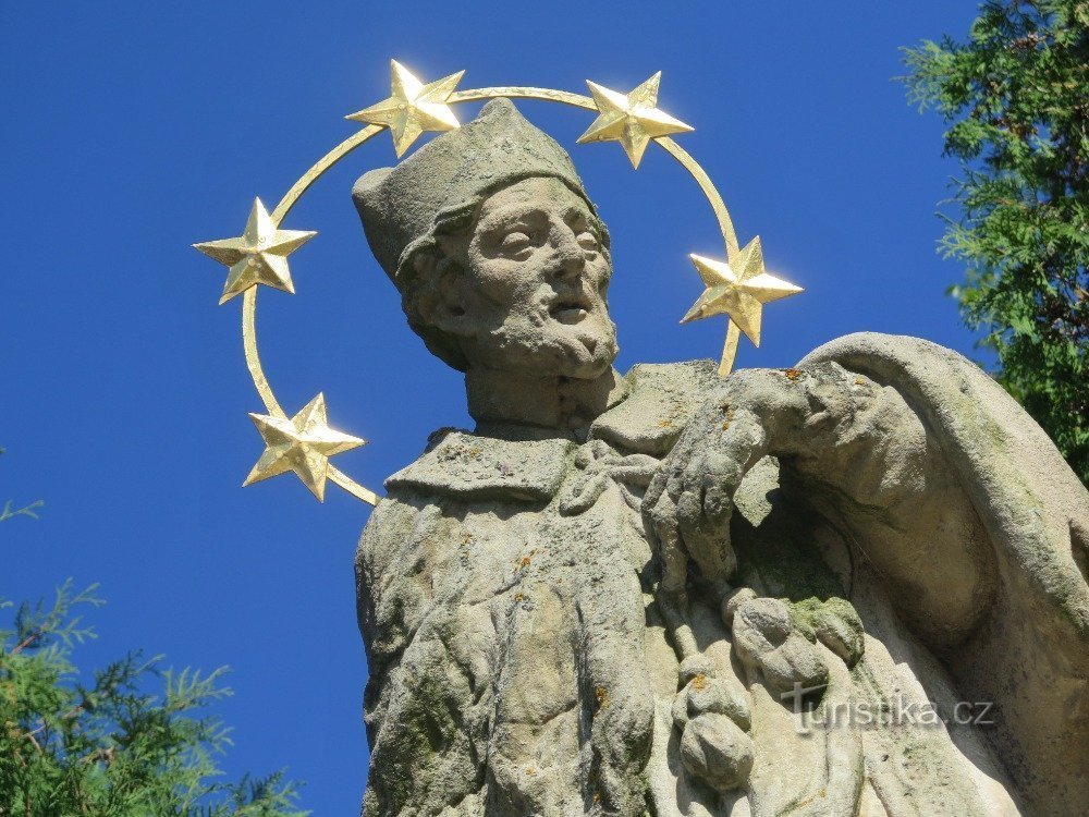 Chelčice - estátua de St. Jan Nepomucký