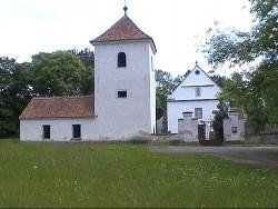 Chloumek - Pyhän Nikolauksen kirkko. Václav, valokuva Přemek Andrýs