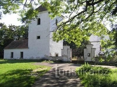 Chloumek - kirken St. Václav, foto Přemek Andrýs