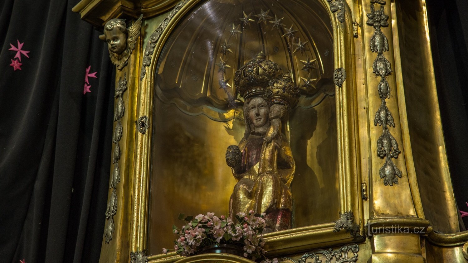 Chlum St. Maria - una statua della Vergine Maria