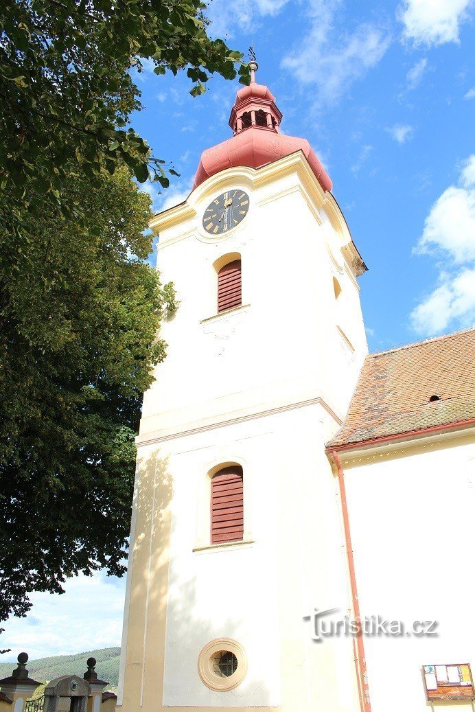 Chlum, tour de l'église St. Venceslas