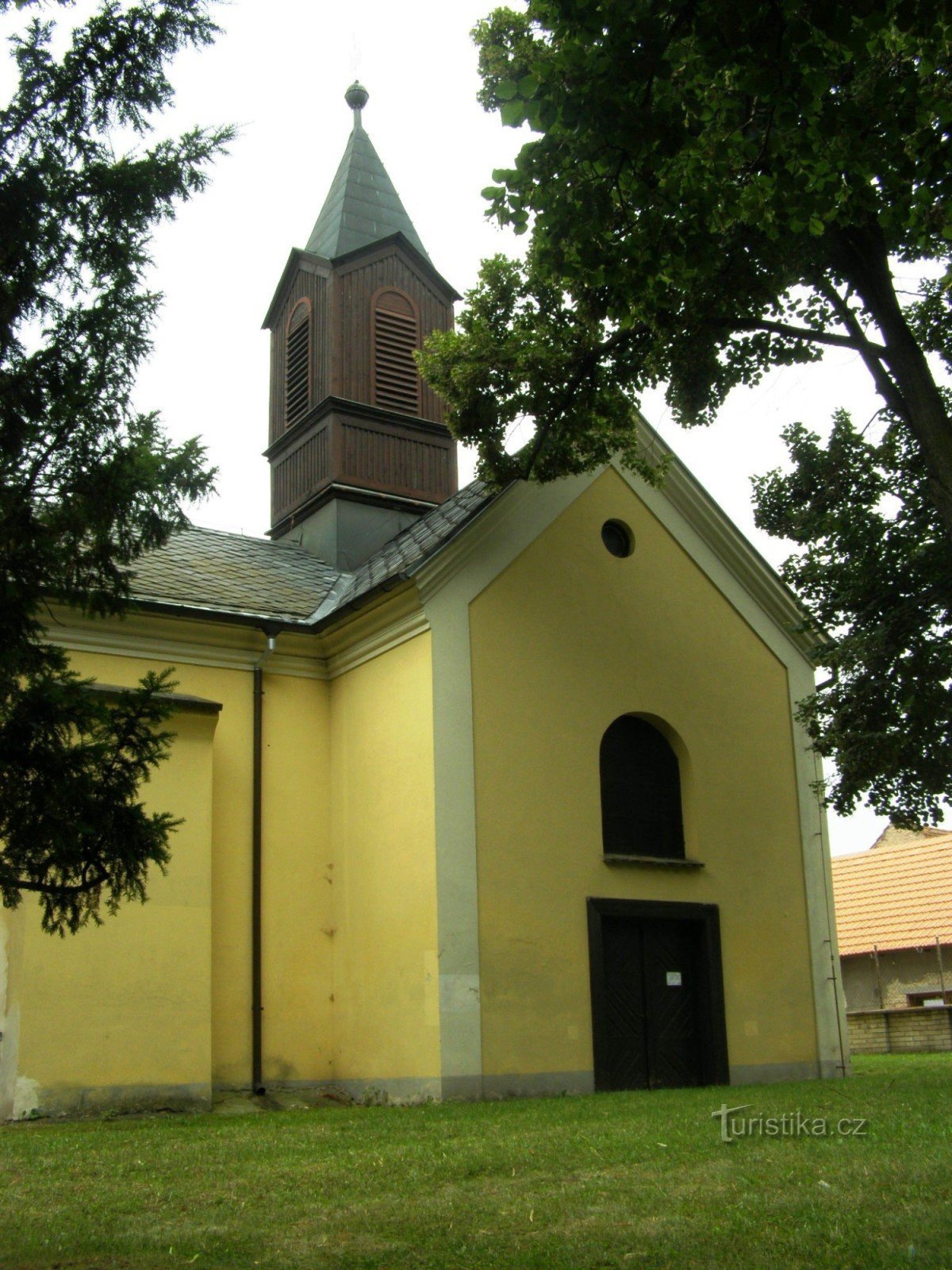 Chlumec nad Cidlinou - Den heliga treenighetens kyrka