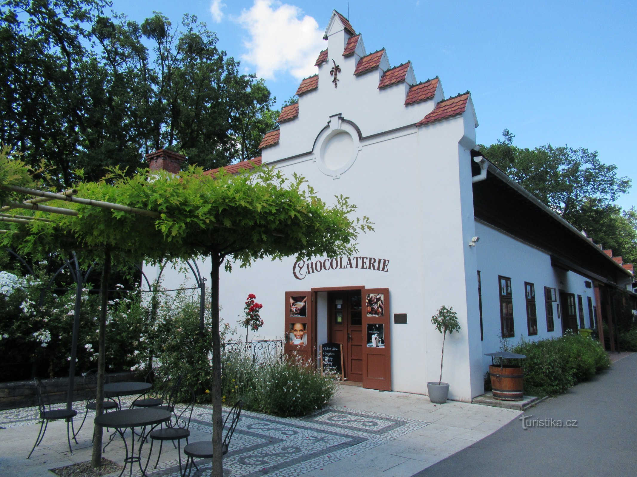 Chocolaterie - Chokladbutik i ZOO Lešnás lokaler nära Zlín