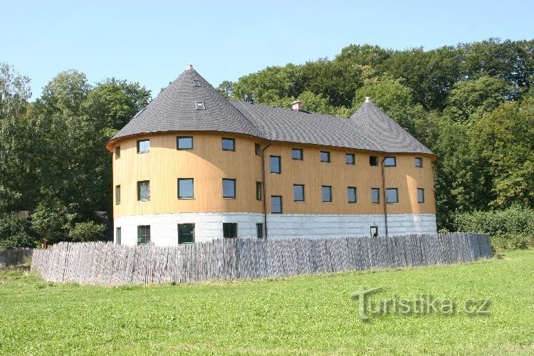 Chotebuz obora: albergo