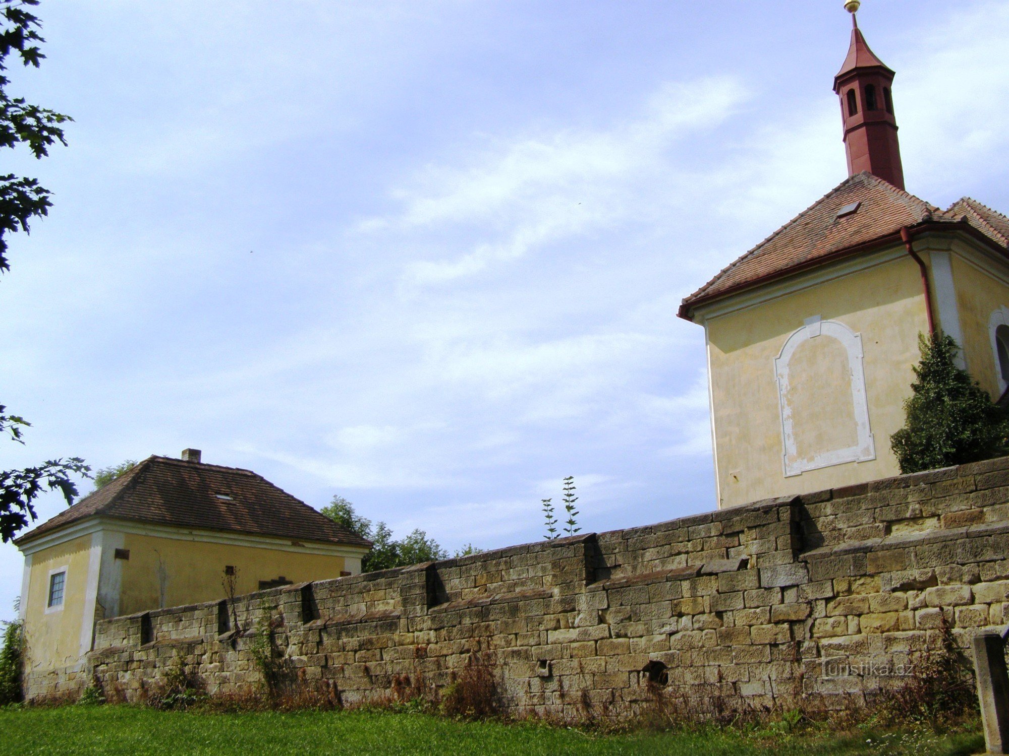 Chotěšice - Cerkev pošiljanja sv. apostoli