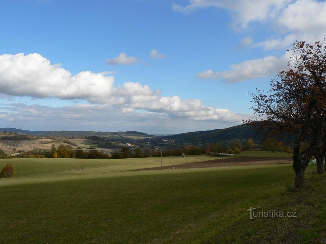 Chotěšov, Blick vom Dorf auf Velhartice