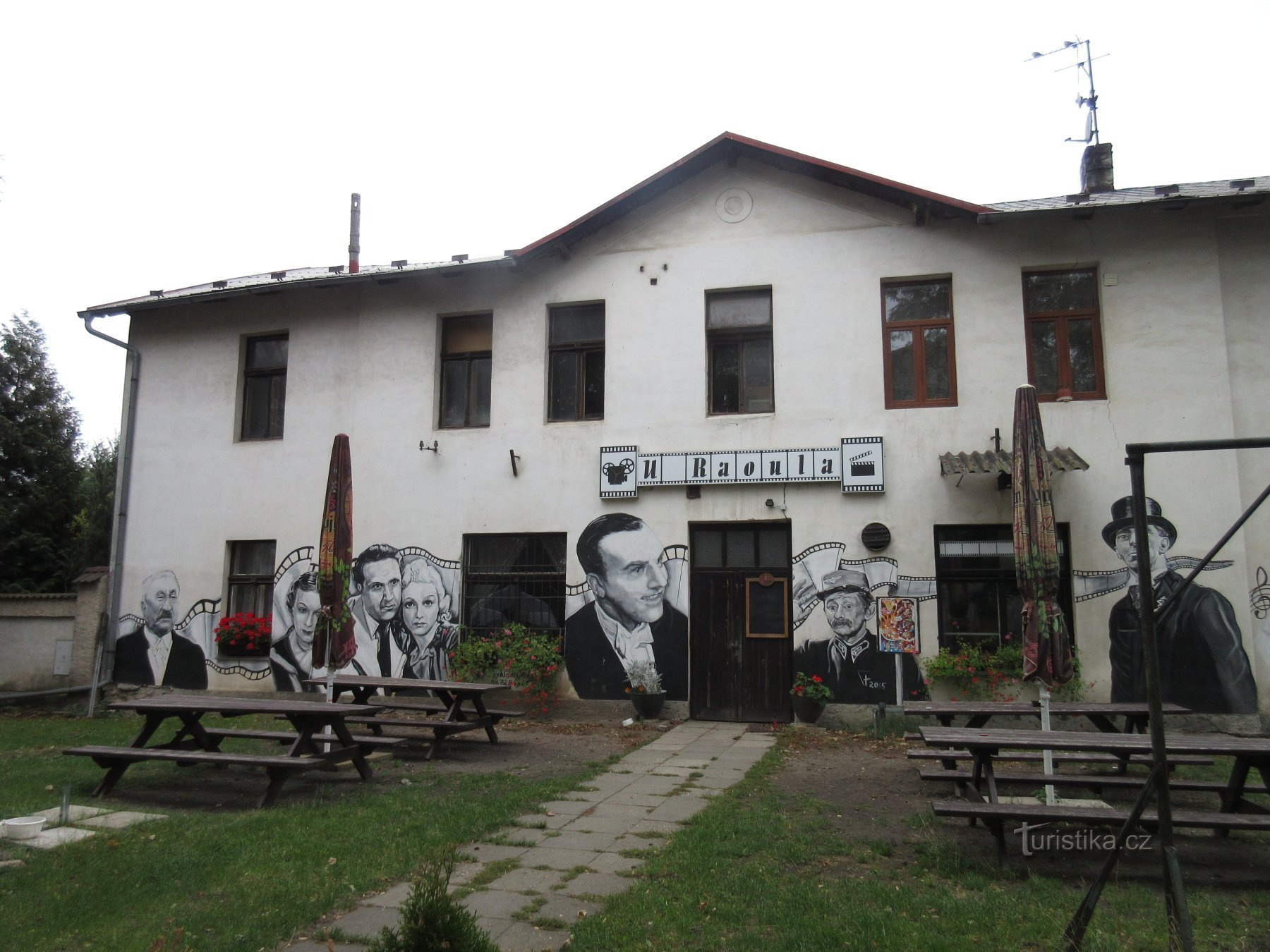 Chotětov - Haus U Raoul (Denkmal für den Schauspieler Raoul Száchníl)