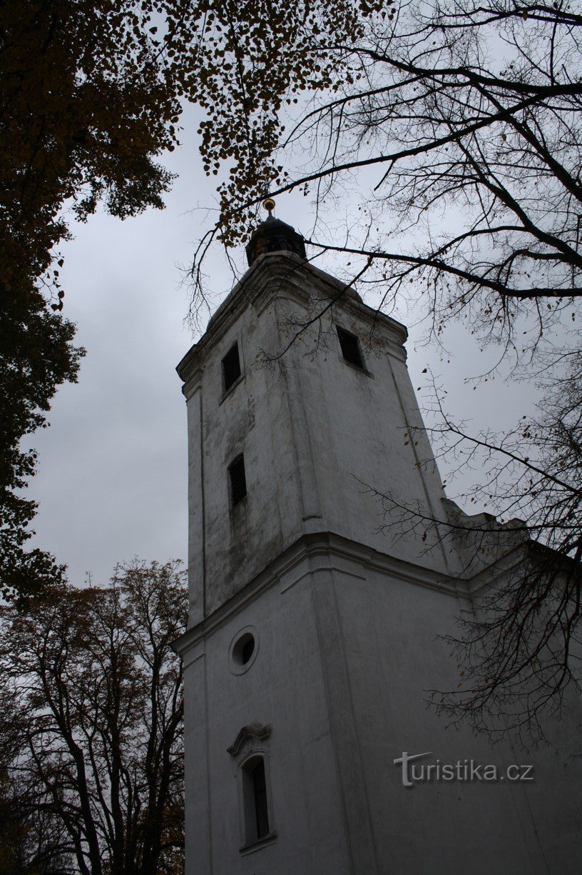 Chotoviny - biserica parohială Sf. Petru și Pavel, biserica imperiului