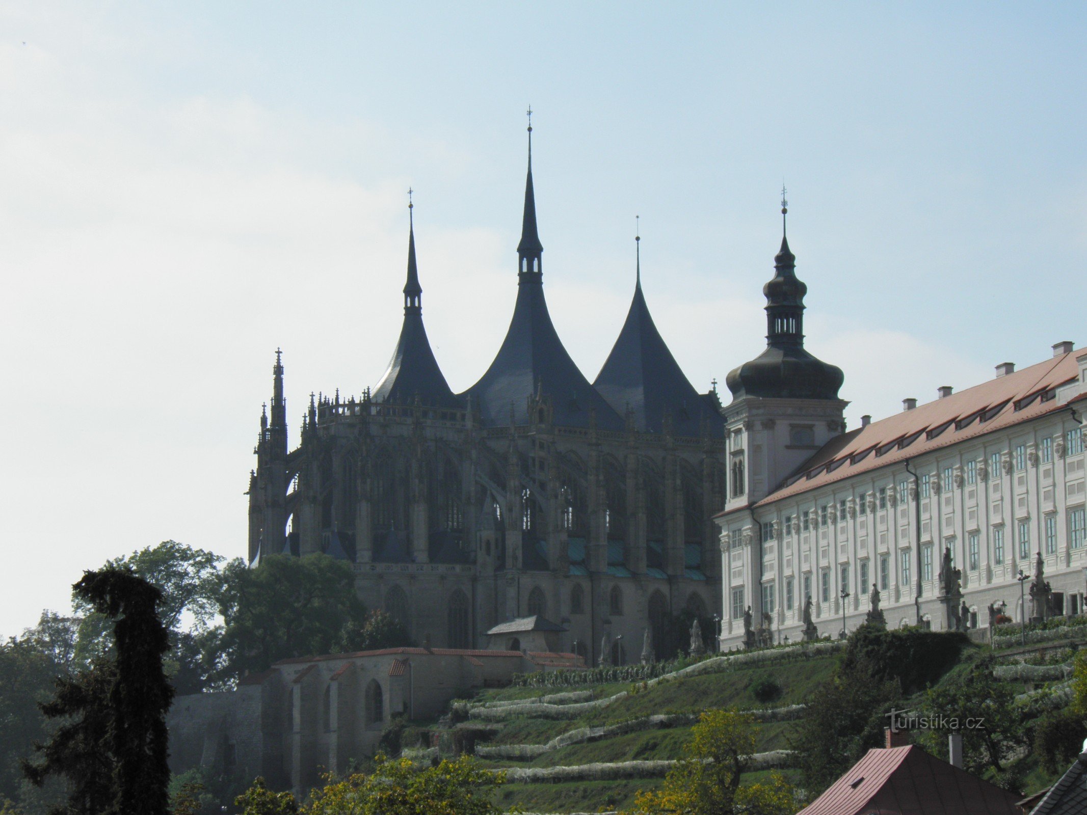 Tempelj sv. Barbory ​​in jezuitski kolegij.