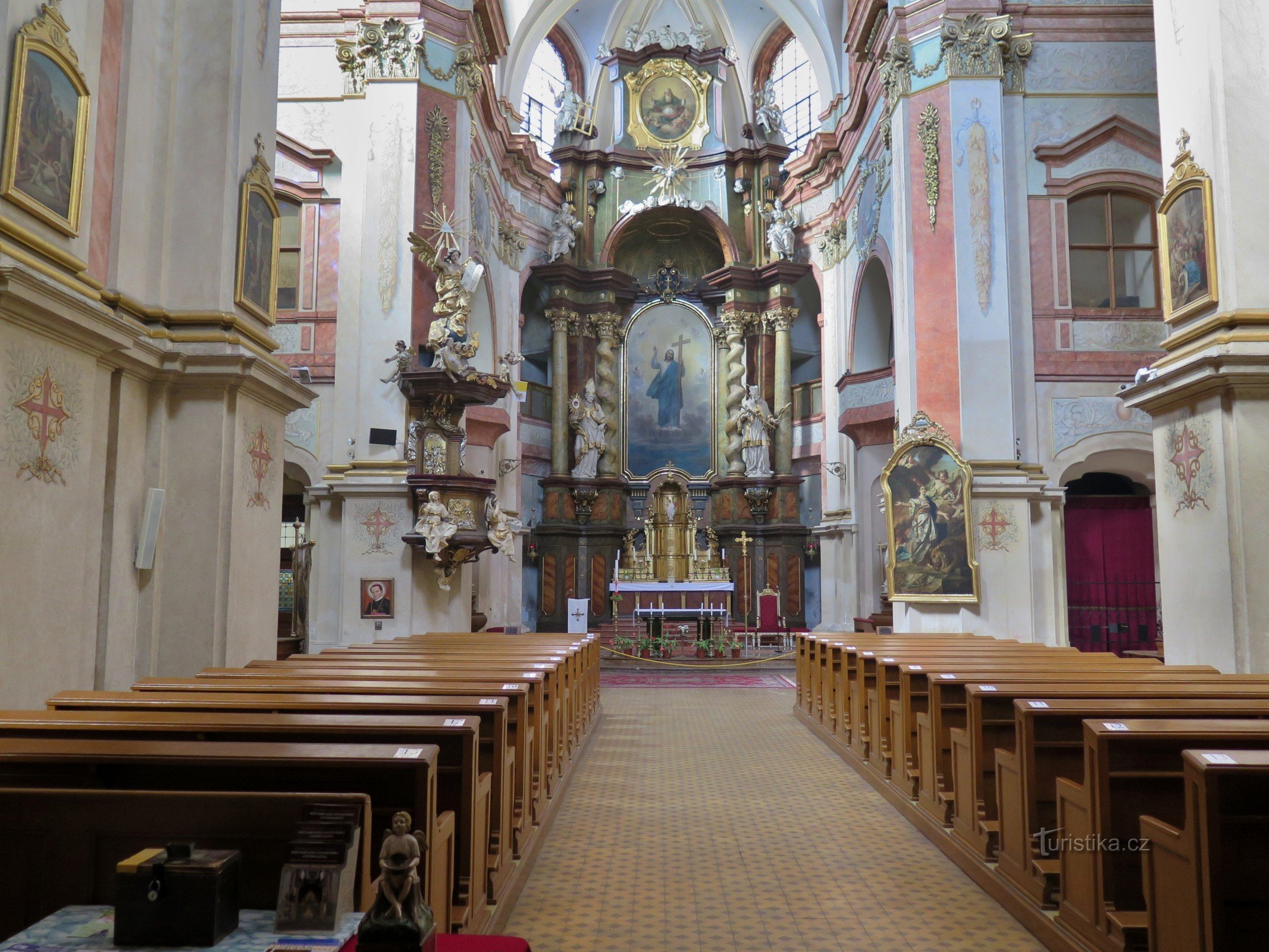 interior do templo