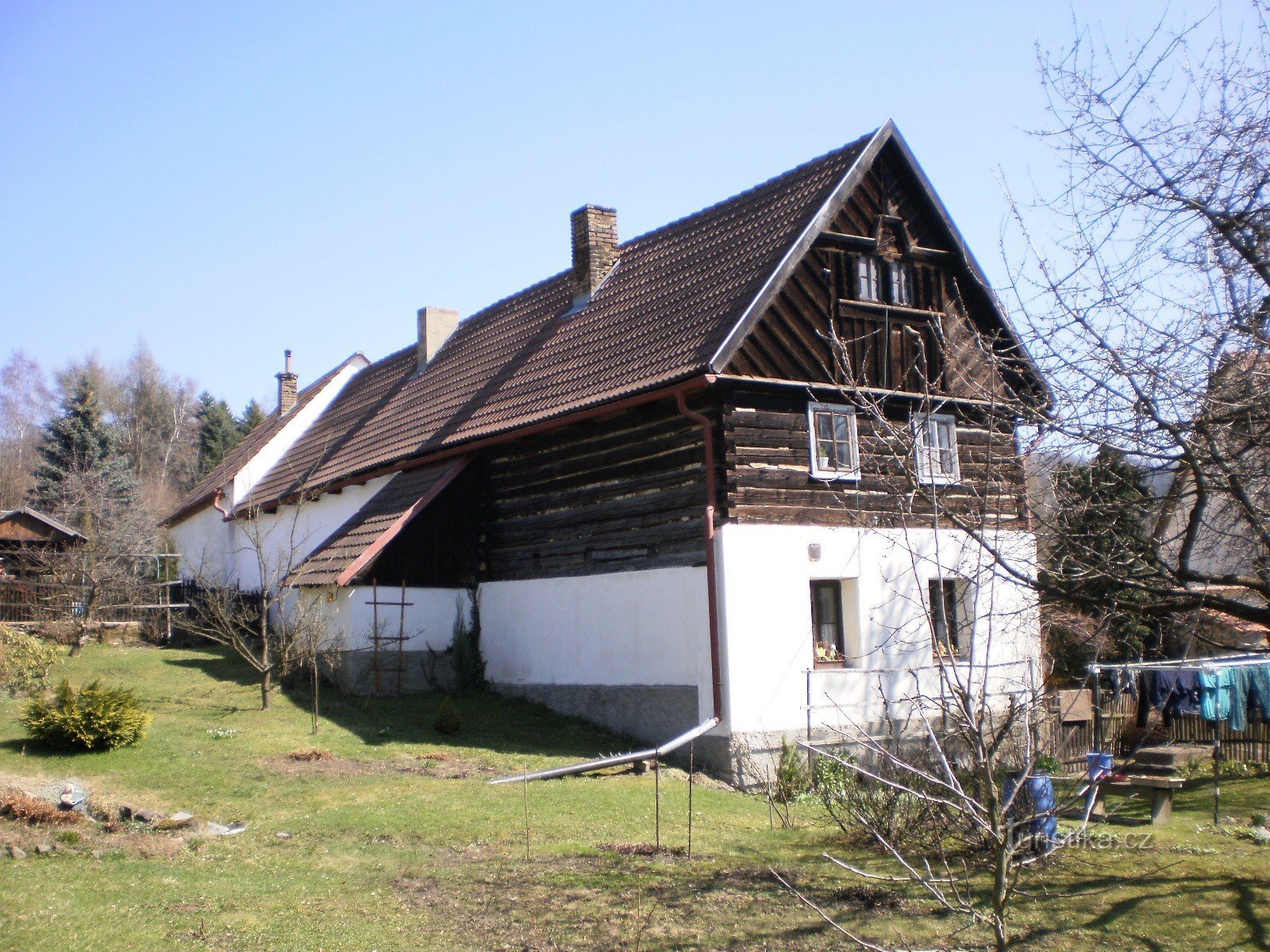 cabaña de madera protegida