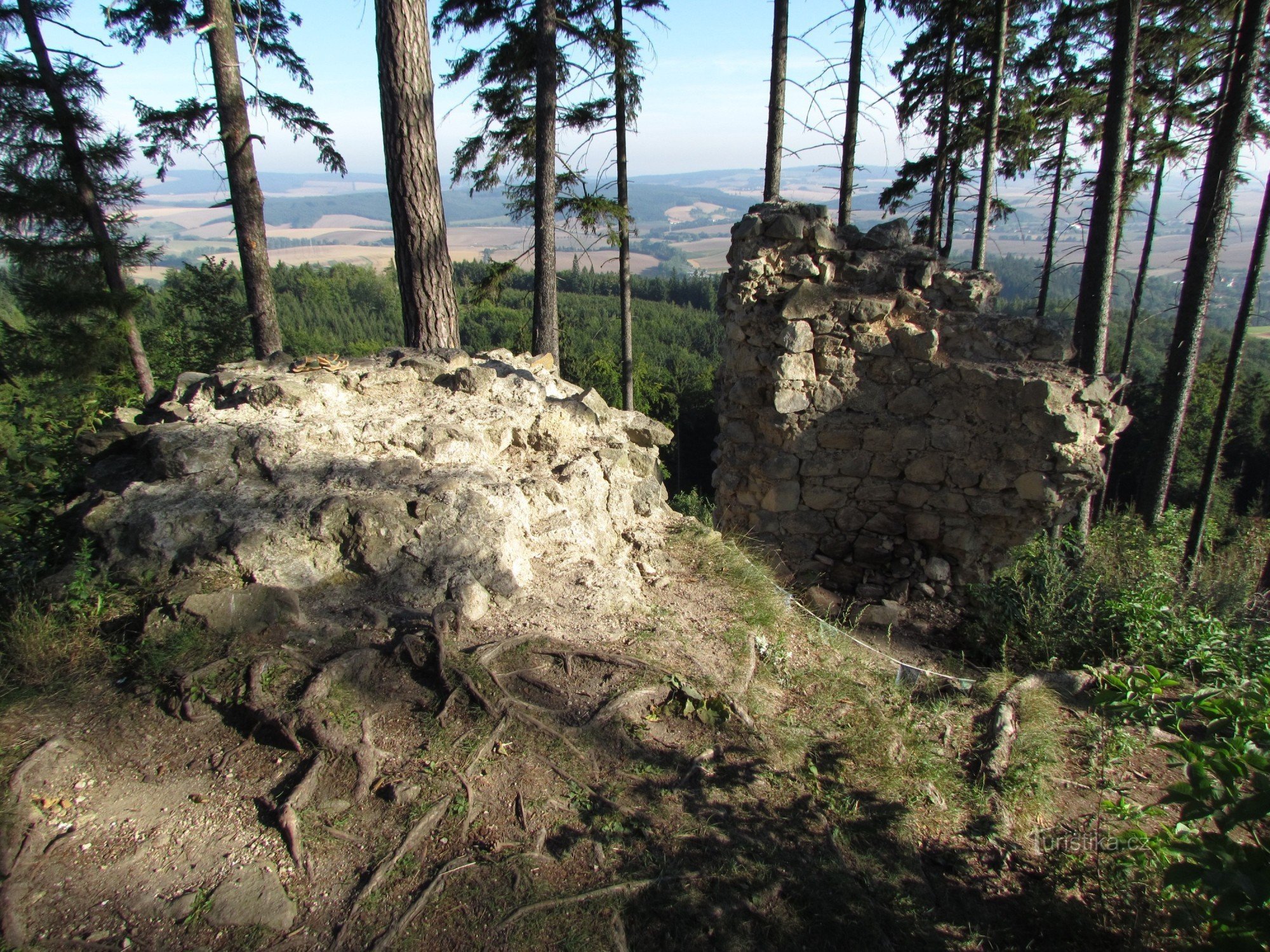 Chřiby - the ruins of Střílky Castle