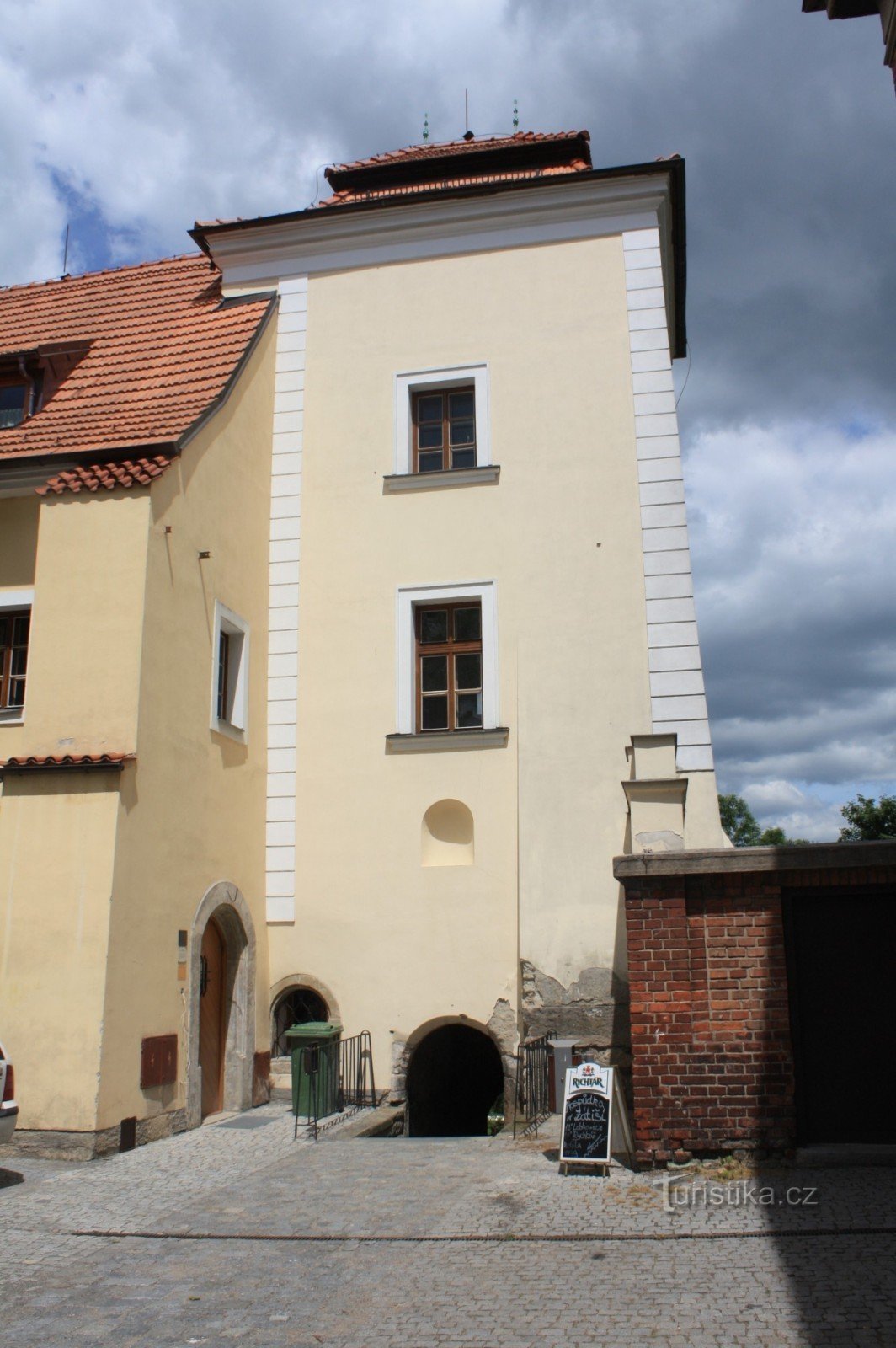 Chrudim - Toren met fort Pardubska