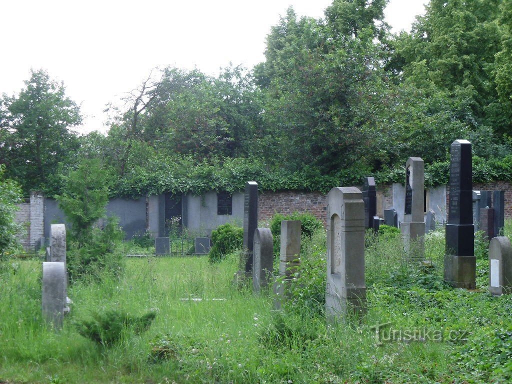 Chrudim - nghĩa trang của người Do Thái