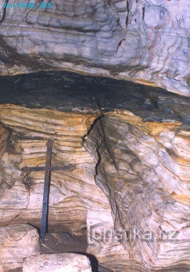 Chýnovská пещере