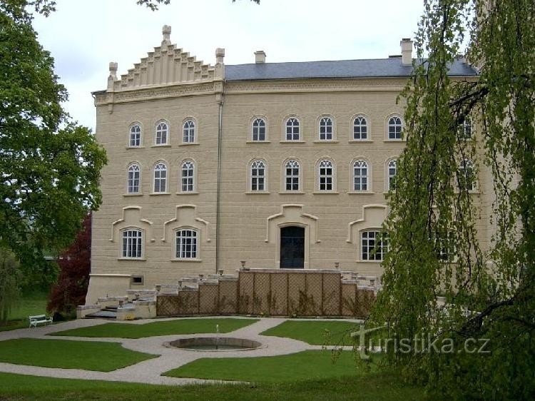 Chyše KASTEEL B3