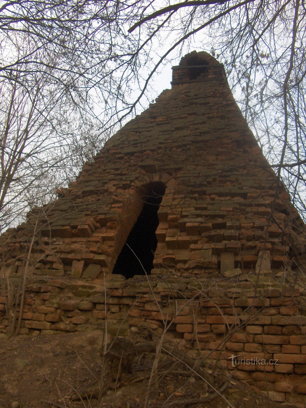 Forno de tijolos.