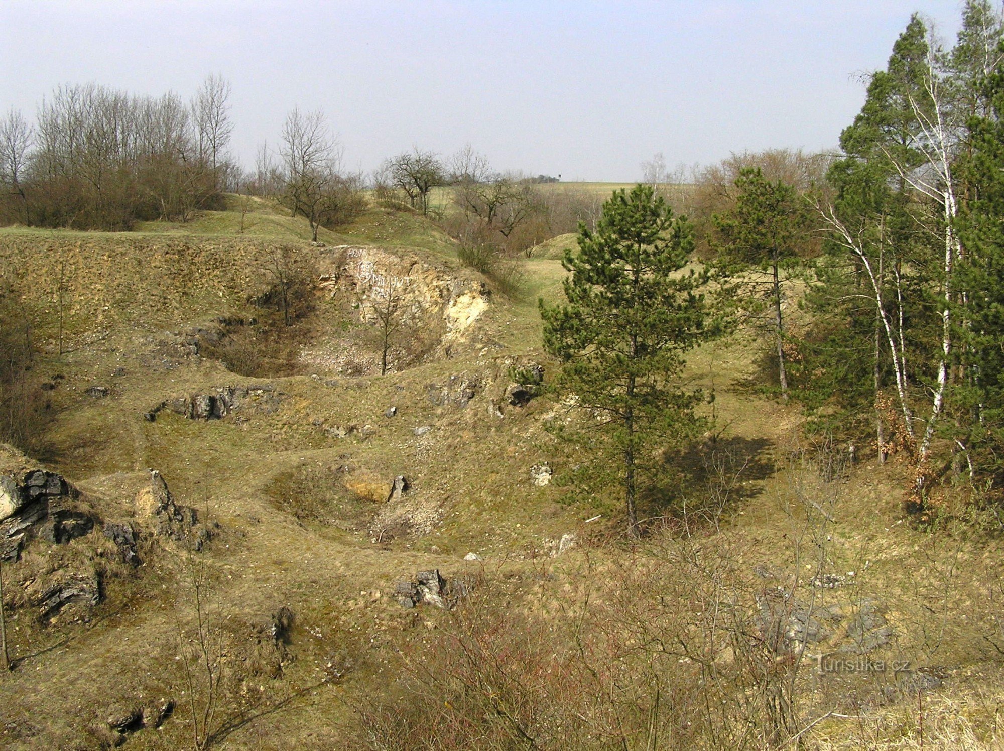 Ciganske nesreče - nekdanji apnenec (april 2011)