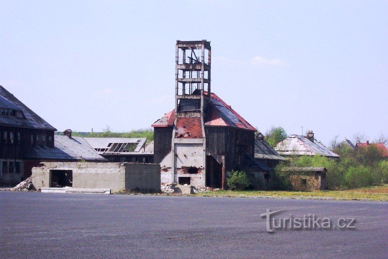 Cínovec, staro okno