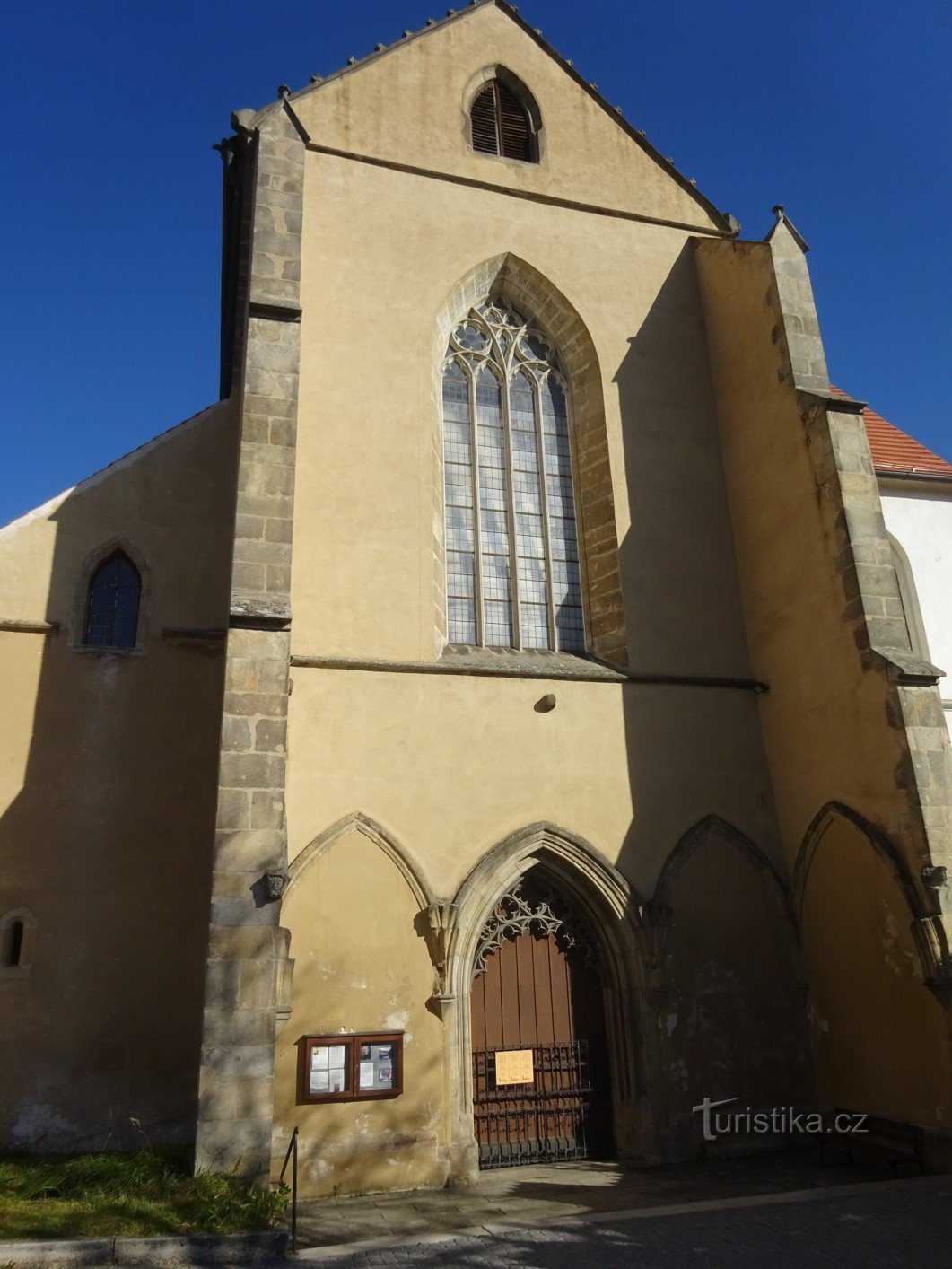 Cistercienserkloster i landsbyen Zlatá koruna