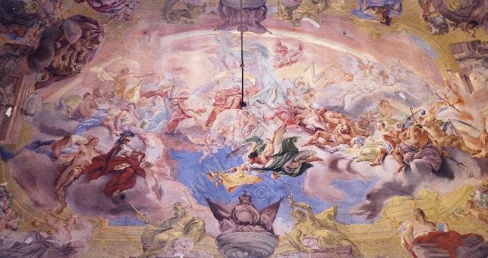 Colloredo-Mansfeldský palác