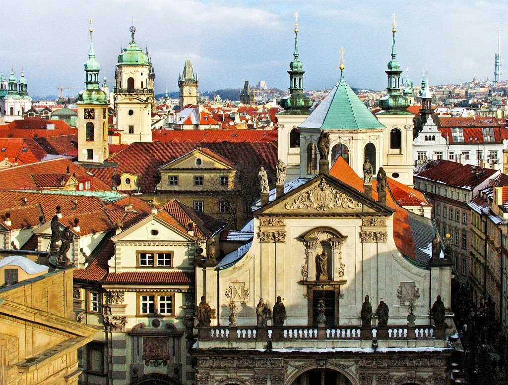 Praga compactă - Tururi făcute pentru tine