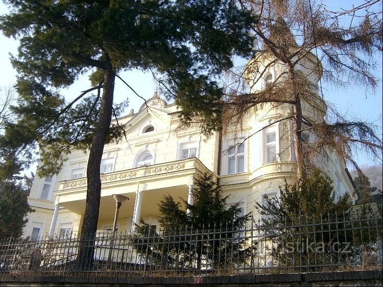 N. 1116: La villa apparteneva al consigliere di Mostec Josef Porsche, proprietario dell'immobile, ap