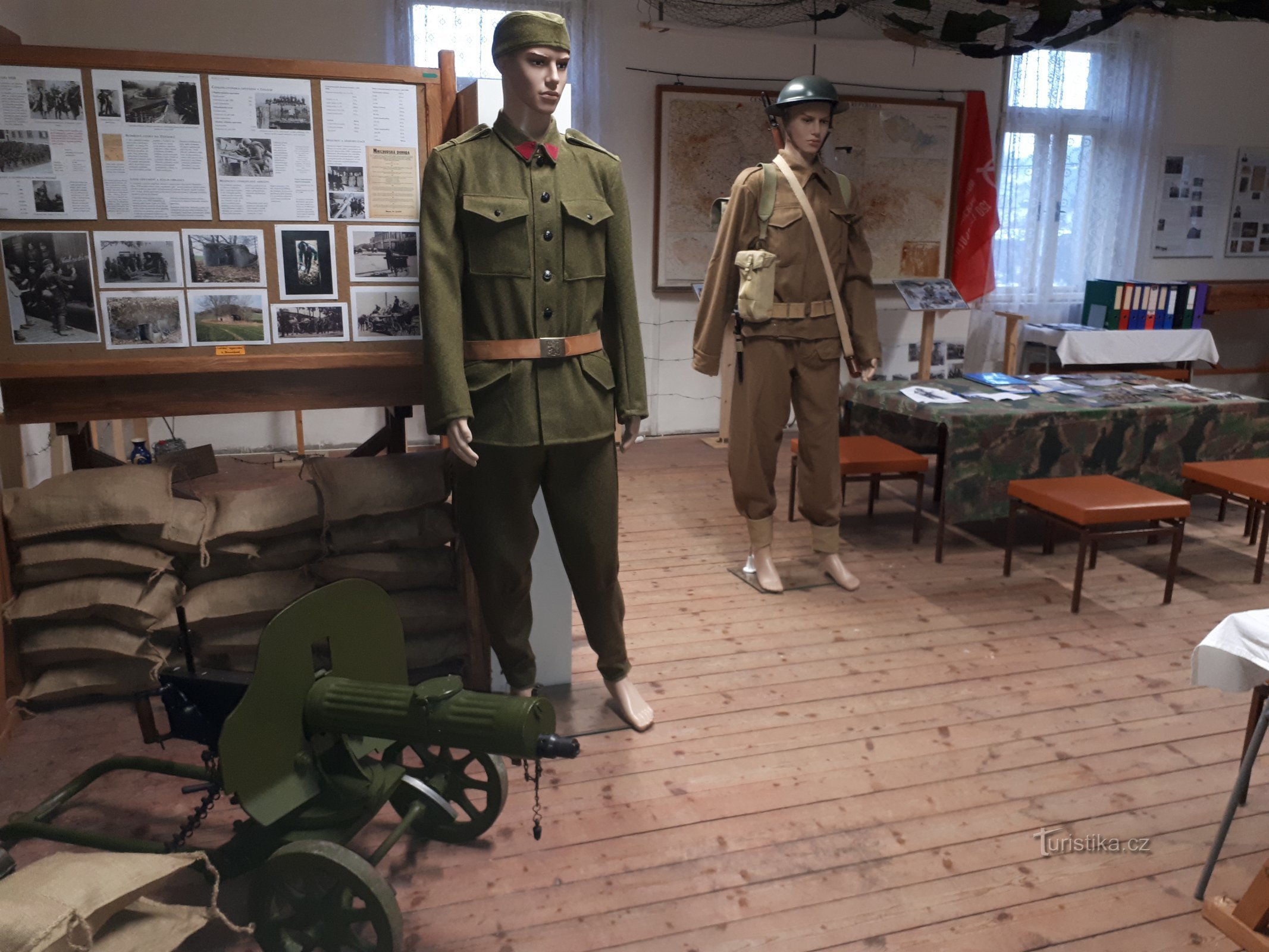 tjekkisk hær 1938 og britisk uniform under Anden Verdenskrig