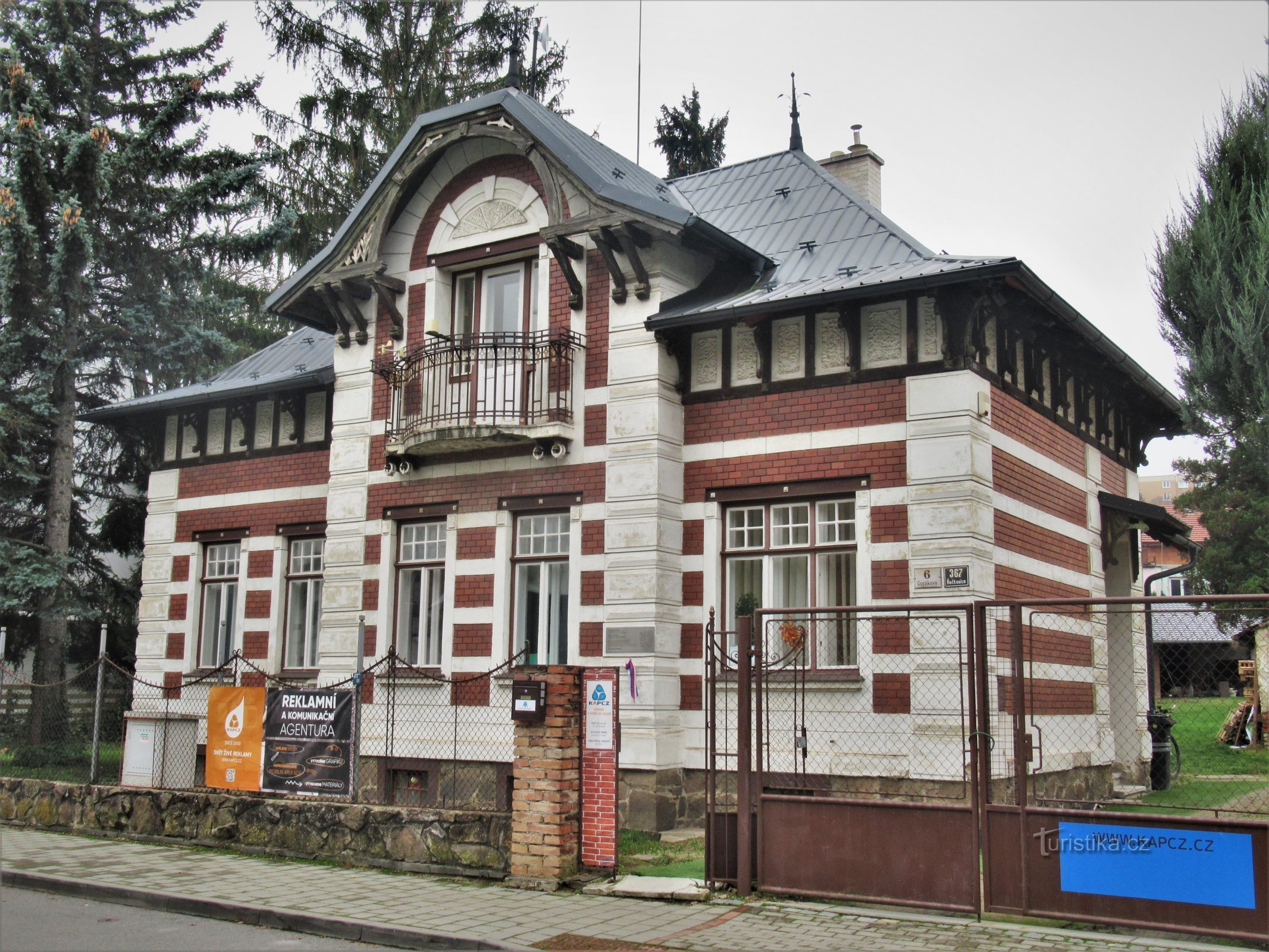 Cupák's villa