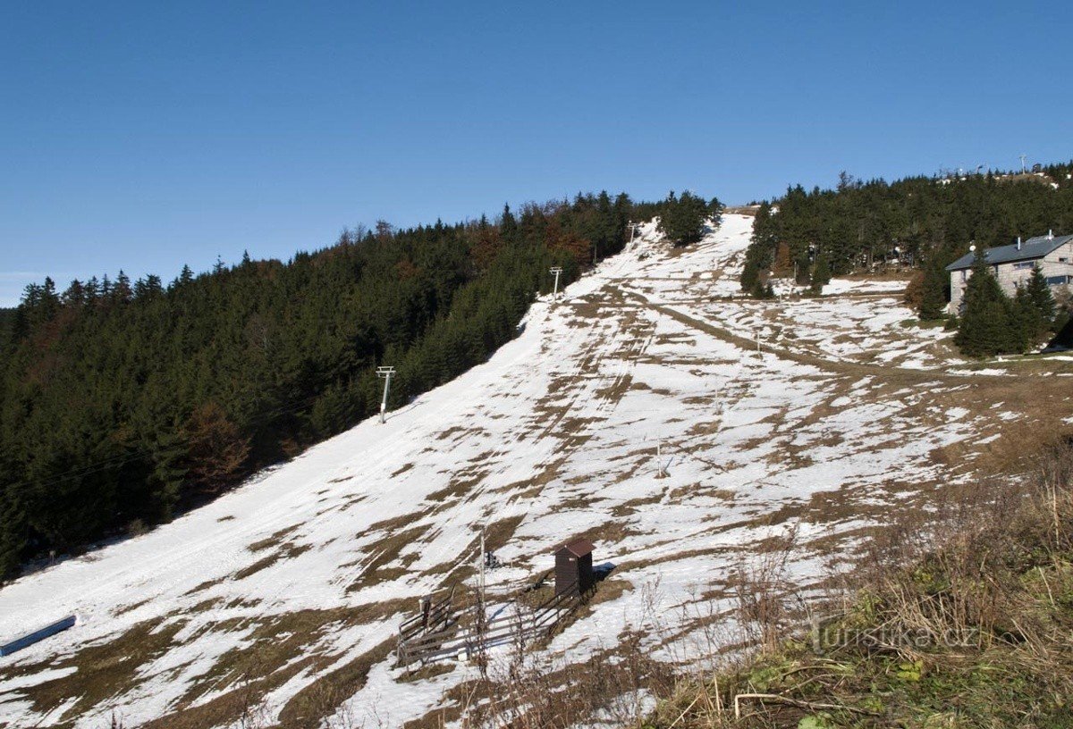 Cvičná louka na jižním svahu ČHS