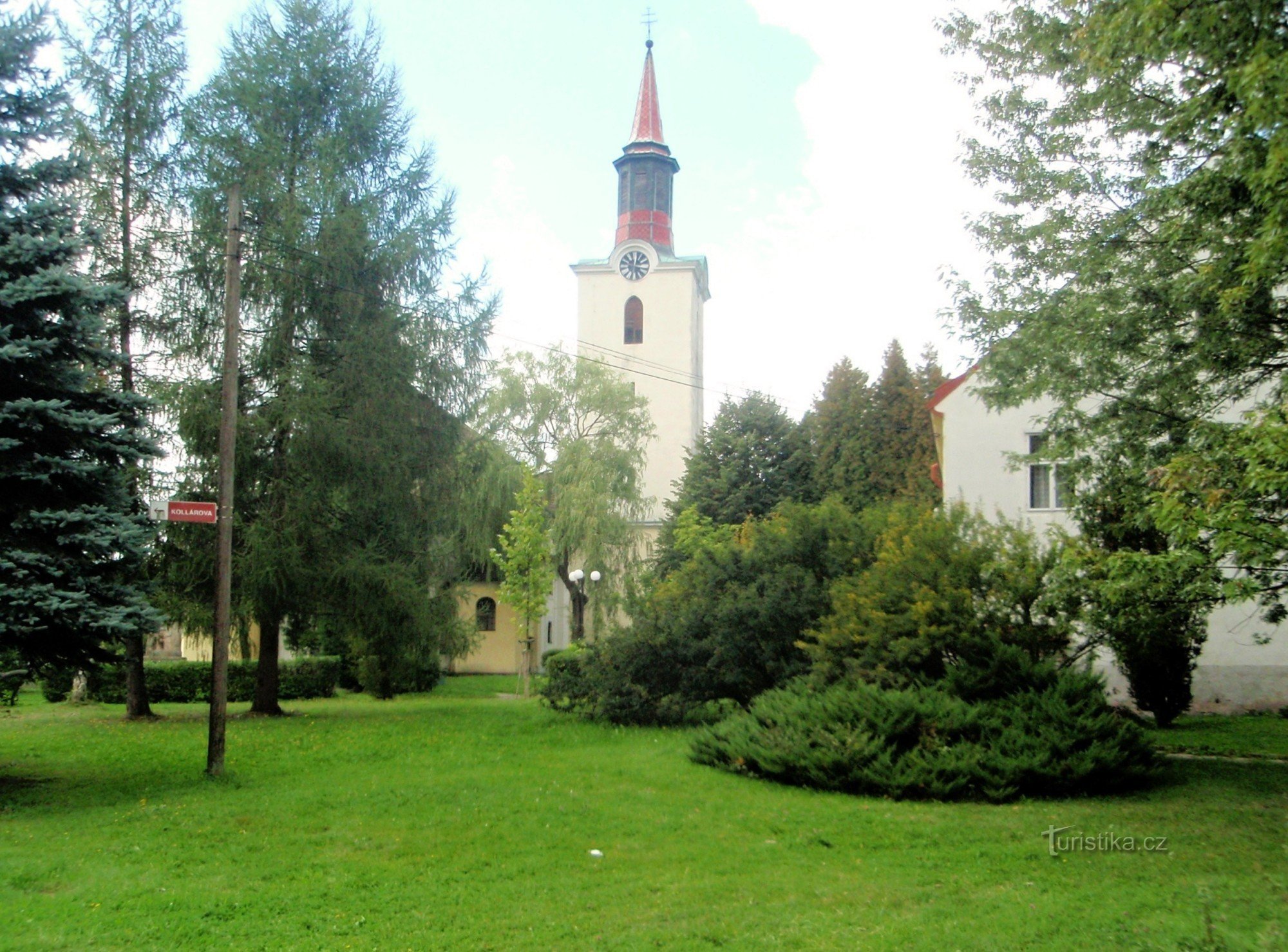 Cvikov - Biserica