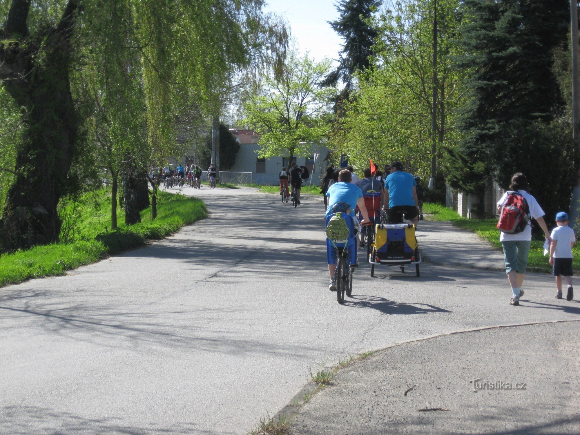 Ciclovia e percurso a pé