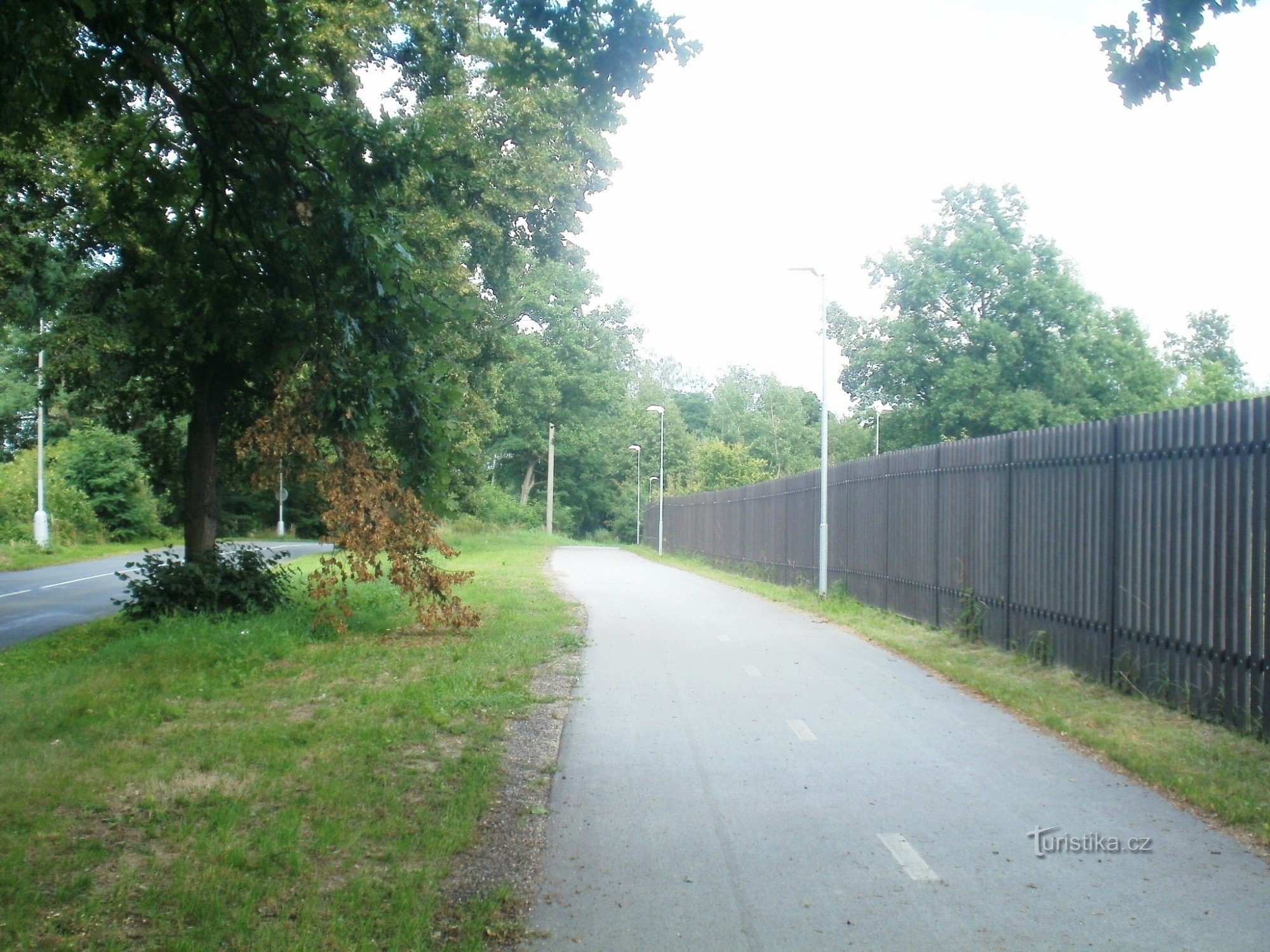 piste cyclable autour de l'étang d'argent