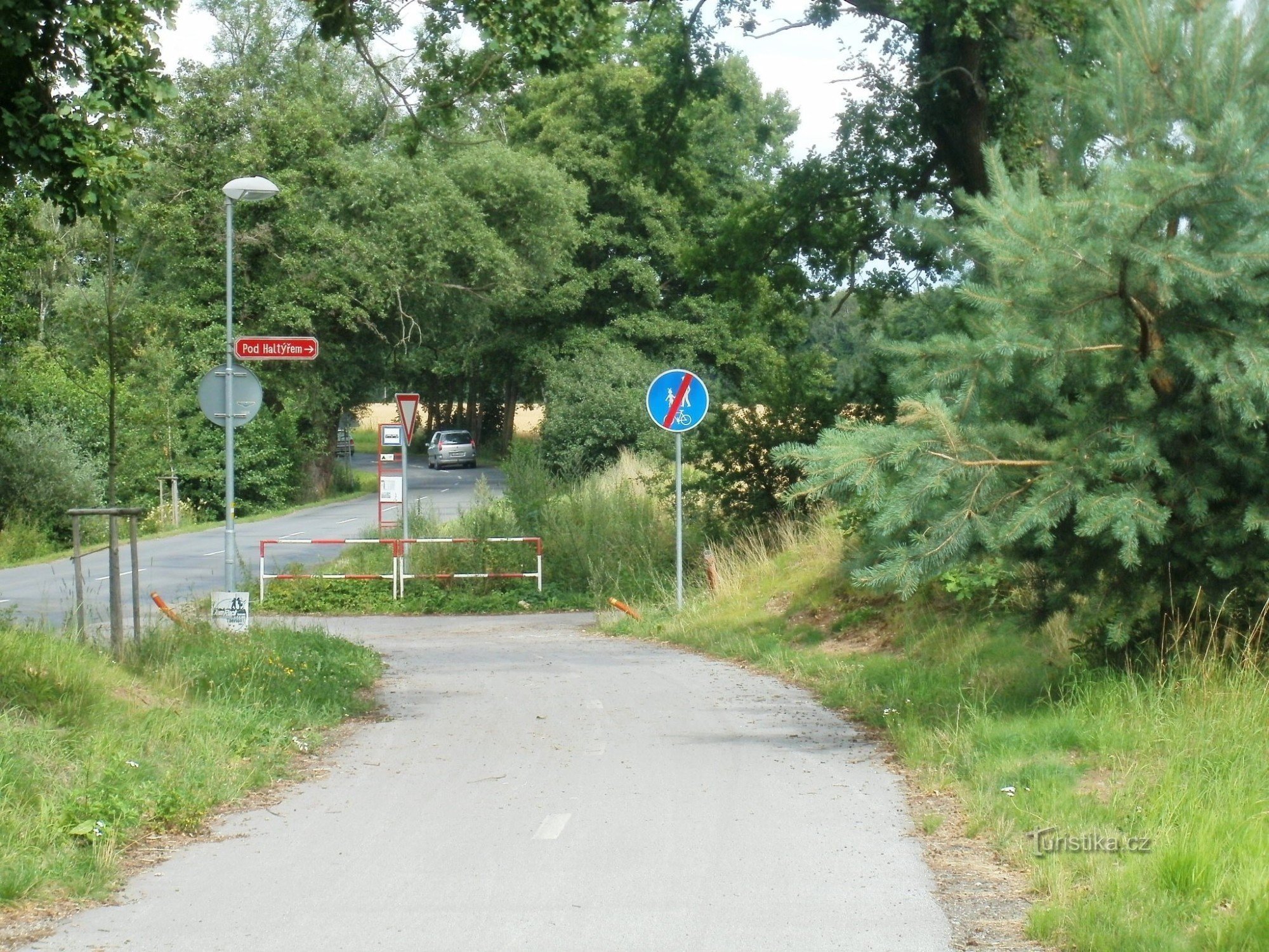 Ścieżka rowerowa po srebrnym stawie (niebezpieczne miejsce)